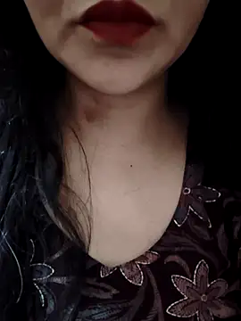 Snapshot of ZOYA_KHAN-123 chatting on May 1, 2026, 6:18 am ZOYA KHAN-123 online show from May 1, 2026, 6:18 am