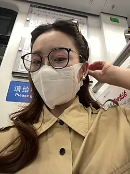 meimeibuguai online show from June 22, 2026, 12:35 pm