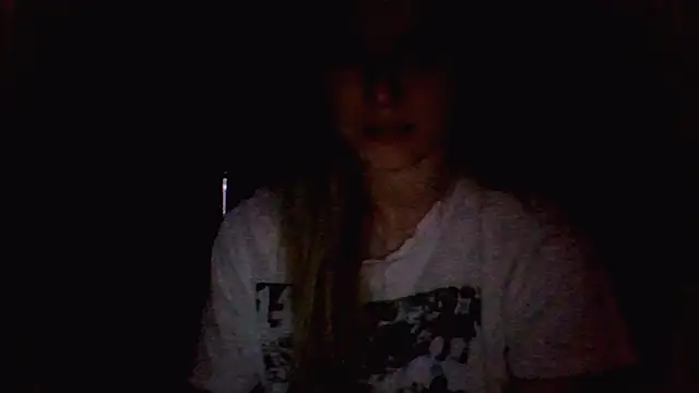 Alisa Swan  online show from April 1, 2026, 6:49 pm