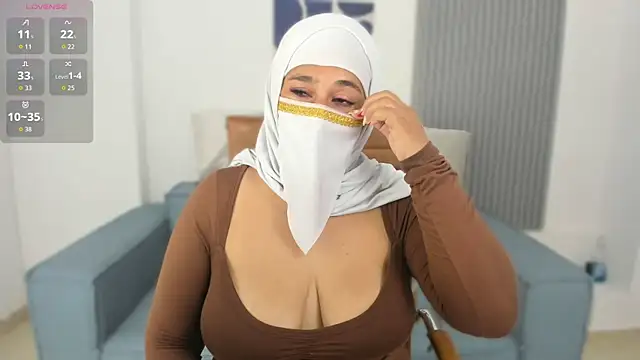 Thalia hala online show from June 23, 2026, 5:55 pm