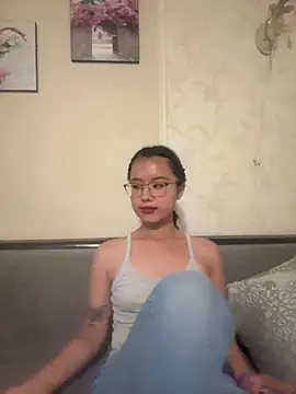 Snapshot of Z_Milll chatting on June 27, 2026, 3:51 pm Z Milll online show from June 27, 2026, 3:51 pm
