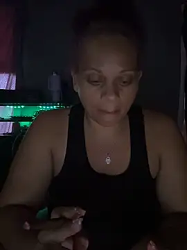 Snapshot of SHY_QUINN chatting on May 16, 2026, 8:30 pm SHY QUINN online show from May 16, 2026, 8:30 pm