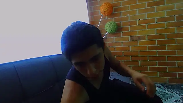 ethann2  online show from April 1, 2026, 4:04 pm