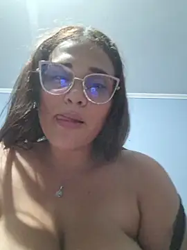 Snapshot of latin_boobs chatting on April 3, 2026, 2:51 am latin boobs online show from April 3, 2026, 2:51 am