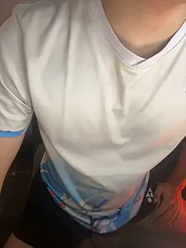 Anhkutin15k online show from June 5, 2026, 12:33 pm