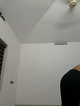 agaaaaaaa online show from April 7, 2026, 6:32 pm