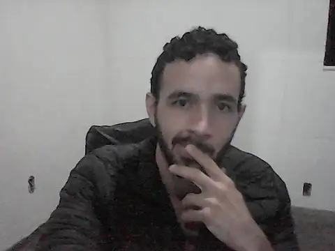 Snapshot of NoxxVx chatting on May 18, 2026, 2:12 am NoxxVx online show from May 18, 2026, 2:12 am