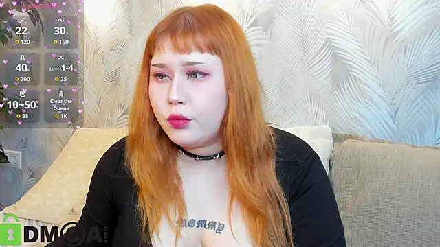 Snapshot of Roxy_Moor chatting on June 17, 2026, 9:08 am Roxy Moor online show from June 17, 2026, 9:08 am