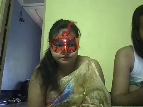 Naina1994 online show from May 26, 2026, 7:28 am