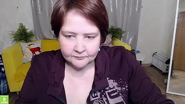 QUEEN02030 online show from May 6, 2026, 1:15 pm