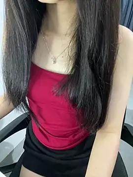 Snapshot of Annie_nii chatting on April 24, 2026, 12:34 am Annie nii online show from April 24, 2026, 12:34 am