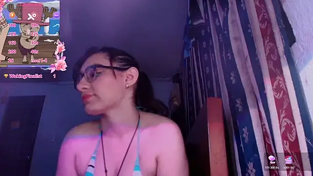 Snapshot of Ellaa_honey chatting on April 24, 2026, 2:13 am Ellaa honey online show from April 24, 2026, 2:13 am