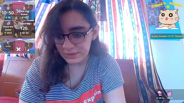 Snapshot of Ellaa_honey chatting on May 14, 2026, 2:25 pm Ellaa honey online show from May 14, 2026, 2:25 pm