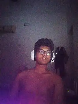 letsplaygame online show from July 9, 2026, 7:24 pm