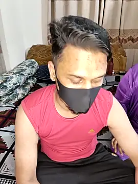 sexy couple-777 online show from April 1, 2026, 6:38 pm