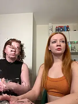 Snapshot of Sun__shiine chatting on April 1, 2026, 2:47 pm Sun shiine online show from April 1, 2026, 2:47 pm