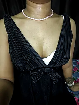 Piyu x online show from April 18, 2026, 7:07 pm
