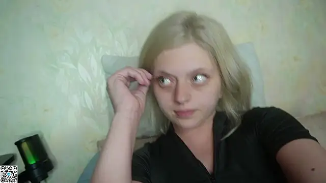 Snapshot of AkinaHaruko chatting on June 7, 2026, 7:30 pm AkinaHaruko online show from June 7, 2026, 7:30 pm