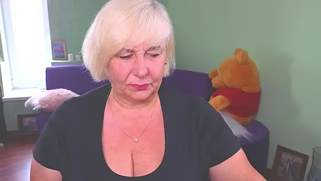 Snapshot of Milane_Milky chatting on June 5, 2026, 6:52 am Milane Milky online show from June 5, 2026, 6:52 am