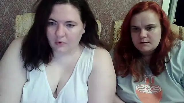 AmirahLaveyQx online show from April 2, 2026, 5:41 pm