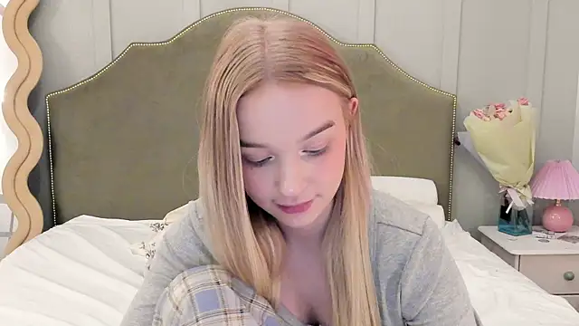 -mimi-mia- online show from April 24, 2026, 8:55 pm