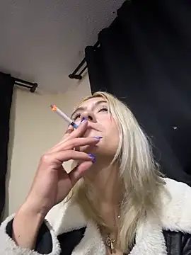 Snapshot of Lia_fire chatting on April 9, 2026, 3:08 am Lia fire online show from April 9, 2026, 3:08 am