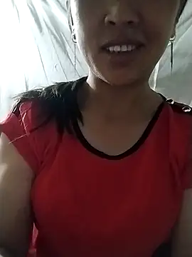 Lisa-aa online show from April 24, 2026, 10:12 pm