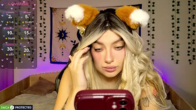 Snapshot of Emily_Bloom_119 chatting on July 9, 2026, 1:28 am Emily Bloom 119 online show from July 9, 2026, 1:28 am