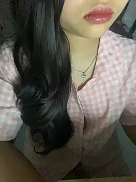 Snapshot of Rosecute11 chatting on April 11, 2026, 10:41 am Rosecute11 online show from April 11, 2026, 10:41 am