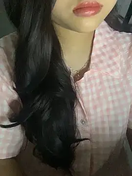 Snapshot of Rosecute11 chatting on April 12, 2026, 3:10 am Rosecute11 online show from April 12, 2026, 3:10 am