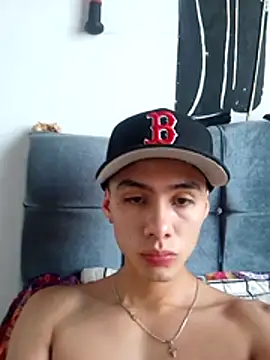 Snapshot of jmaxter chatting on April 1, 2026, 10:39 pm jmaxter online show from April 1, 2026, 10:39 pm