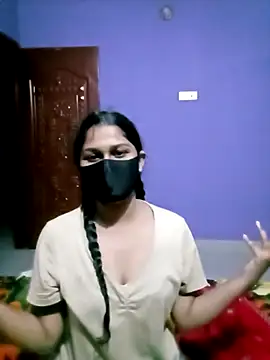 Snapshot of Jerin_Couple61 chatting on April 8, 2026, 7:04 pm Jerin Couple61 online show from April 8, 2026, 7:04 pm