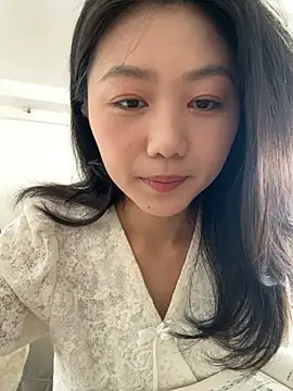 Snapshot of Shanshan_1267 chatting on May 10, 2026, 2:04 am Shanshan 1267 online show from May 10, 2026, 2:04 am
