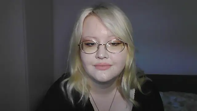 Elayne Sweet online show from April 28, 2026, 6:07 am