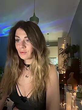 Rita Tease online show from May 18, 2026, 6:23 pm
