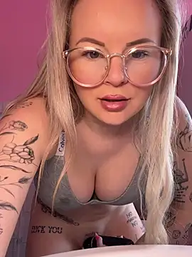 Shorty Holly online show from May 22, 2026, 6:00 am