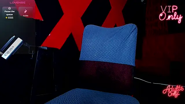 AlanFox1 online show from May 3, 2026, 1:25 pm