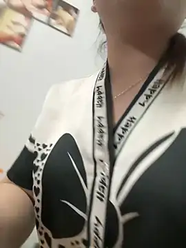 Lina-Naughty online show from April 15, 2026, 12:53 pm