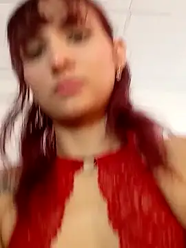 lili blaze online show from May 6, 2026, 11:58 am