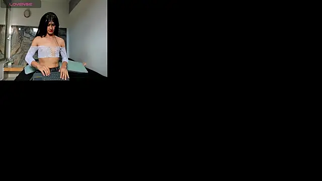 Aria skye online show from June 4, 2026, 8:13 pm