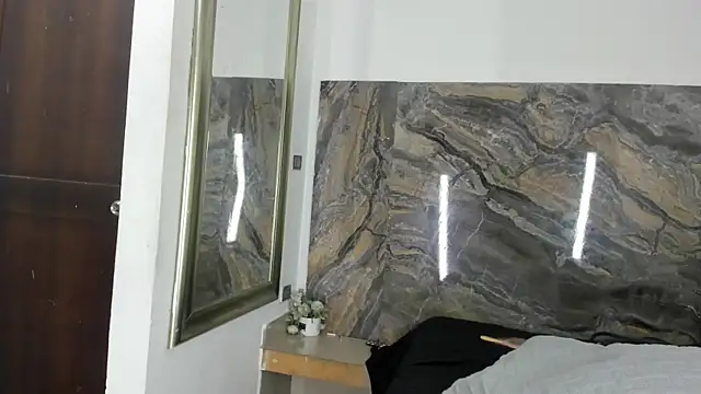 Aria skye online show from April 16, 2026, 8:26 am