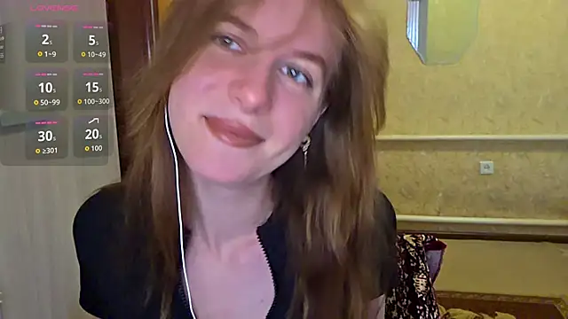 Snapshot of DonnaKuc chatting on May 12, 2026, 6:21 am DonnaKuc online show from May 12, 2026, 6:21 am