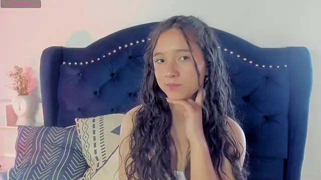 Honney Bunny18 online show from April 2, 2026, 7:53 pm