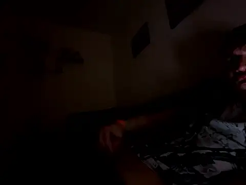 Snapshot of HotTemptation_ chatting on April 6, 2026, 3:35 am HotTemptation online show from April 6, 2026, 3:35 am