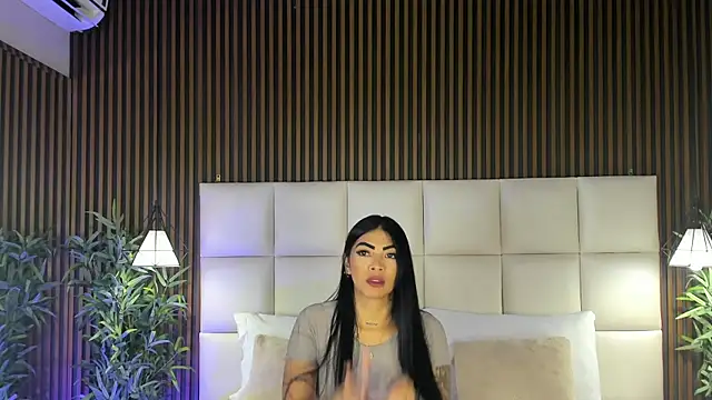 Snapshot of KendralCollin chatting on April 9, 2026, 11:38 am KendralCollin online show from April 9, 2026, 11:38 am