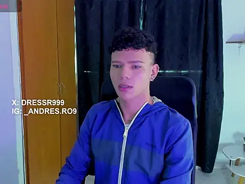 sebascuterouss online show from April 19, 2026, 12:06 pm