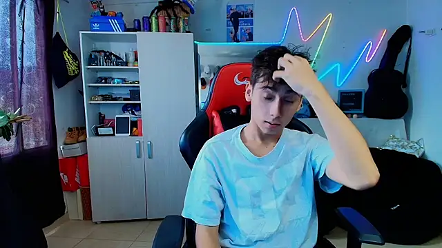 young liam online show from April 5, 2026, 4:46 pm