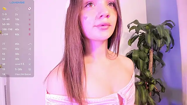 Snapshot of Julieta_soft chatting on April 11, 2026, 6:44 pm Julieta soft online show from April 11, 2026, 6:44 pm