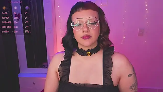 yuki cross online show from May 12, 2026, 6:32 am