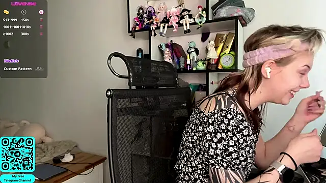 MadalynNosel online show from May 13, 2026, 7:04 am